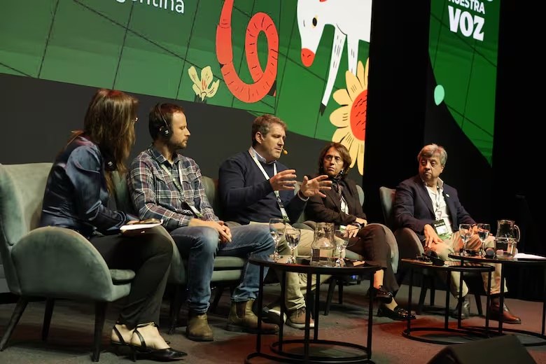 Panel discussion featured by LA NACION